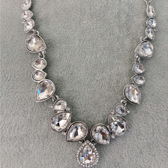 Necklace - Picture 1 of 1